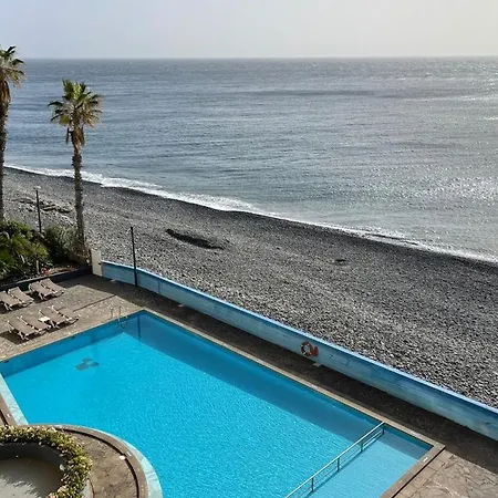 Atlantic Ocean 12 Apartment *